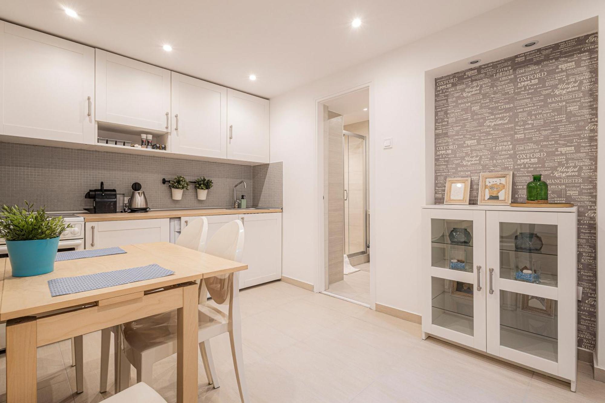 Beautiful Home At Basilca 3-4 Будапеща Екстериор снимка